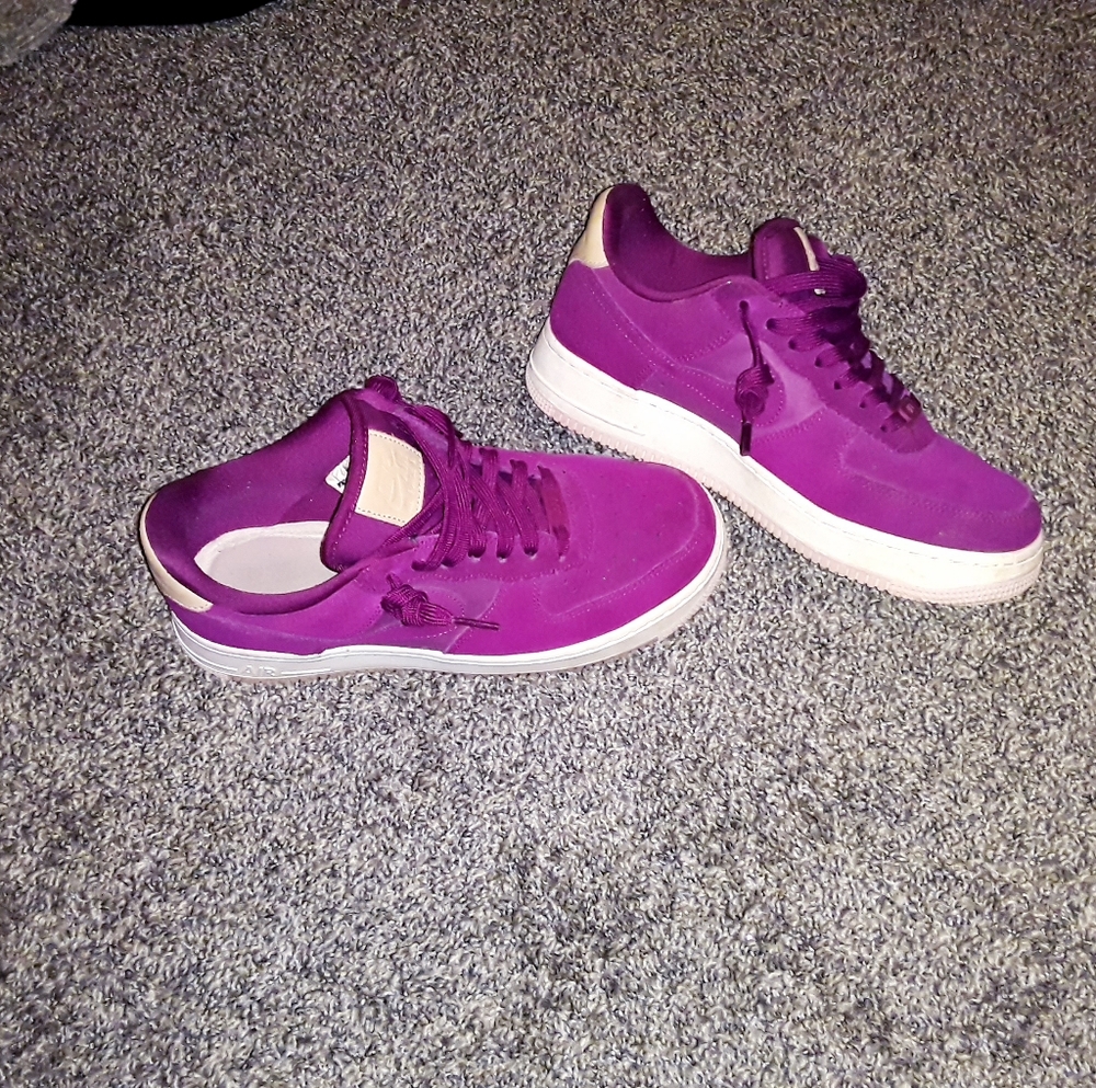 Purple air force 1's
